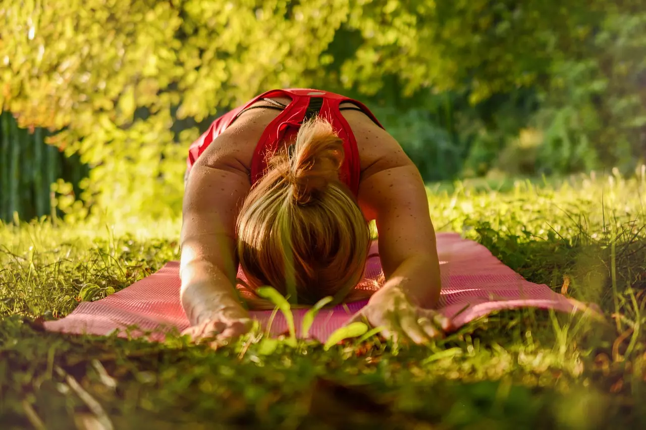 Les différents types de yoga qui existent et leurs bienfaits position yoga